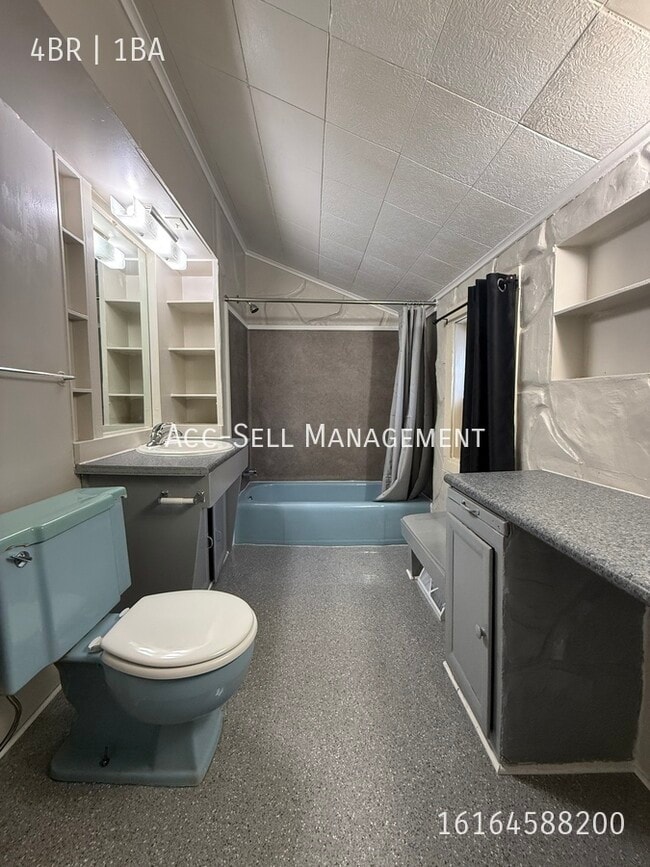 Photo - 106 Haifley Pl SE