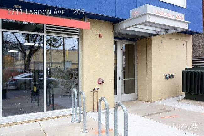 Photo - 1211 Lagoon Ave