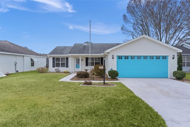 Photo - 807 Ramos Dr