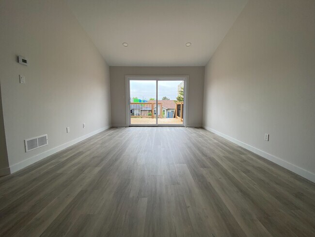 Photo - 11 Clara Cres