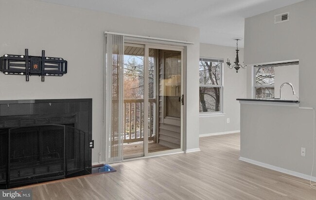 Photo - 1700 Ascot Way