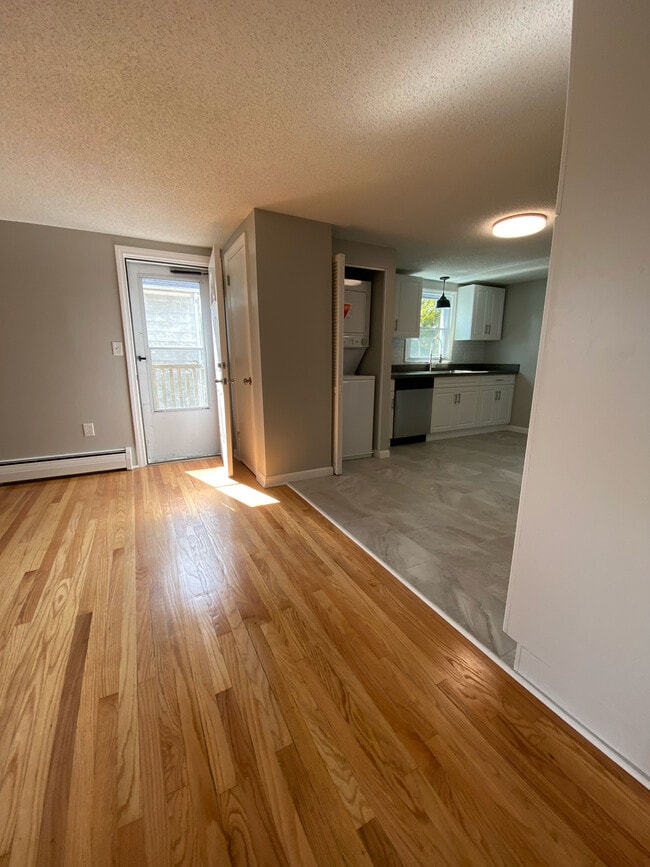 Photo - 31 Chapel St Unit 33 Chapel St