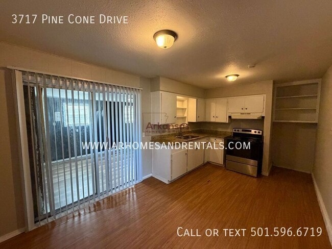 Photo - 3717 Pine Cone Dr