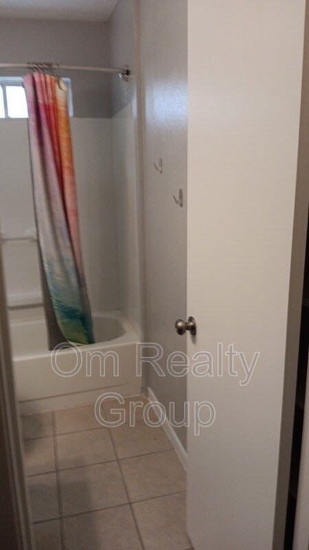 Photo - 7107 Briarfield Dr