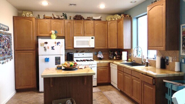 Photo - 457 W Windham Blvd