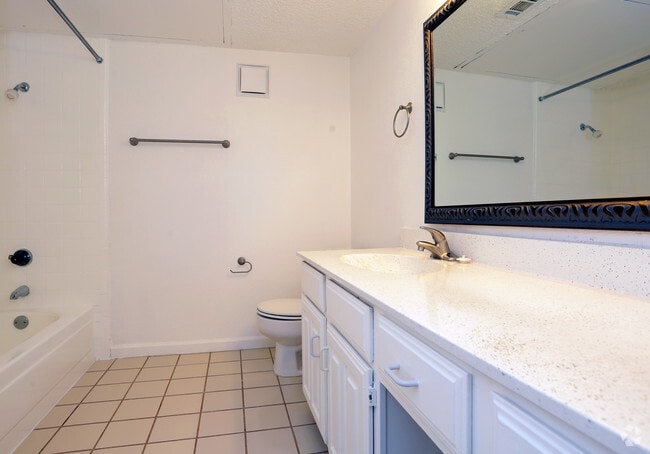 1 habitación, 1,5 baños, A2 - Lakehill Townhomes