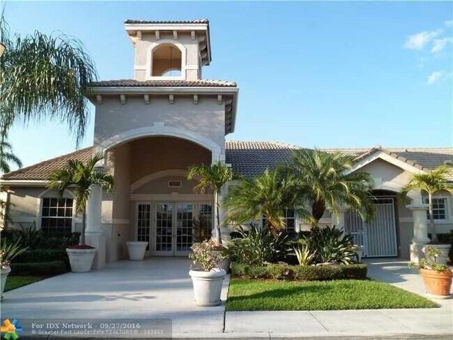 Photo - 5001 Wiles Rd Unidad 307 Rental