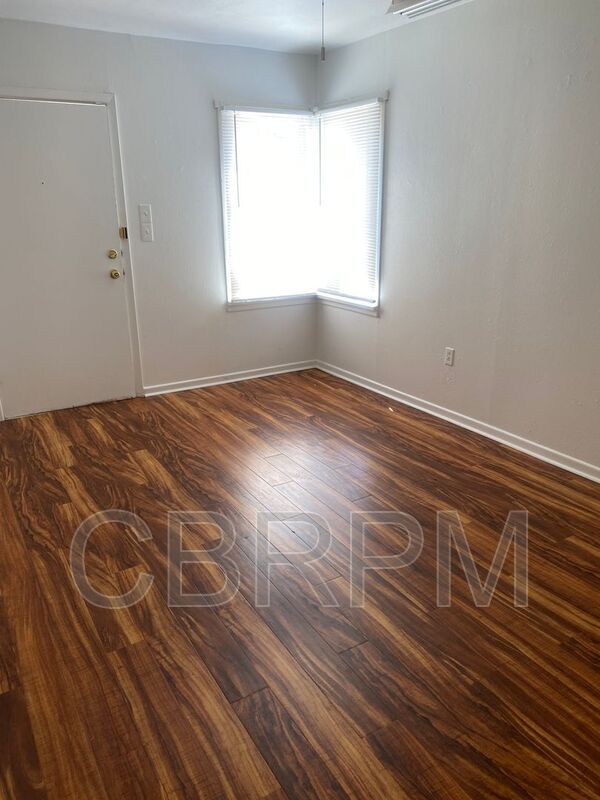 Photo - 2422 23rd St