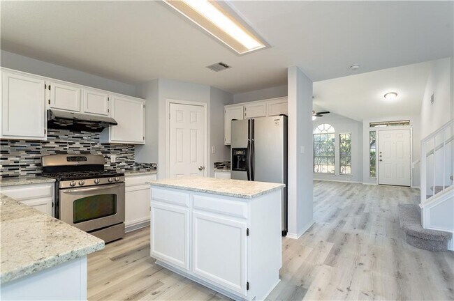 Photo - 2917 Bernardino Cove