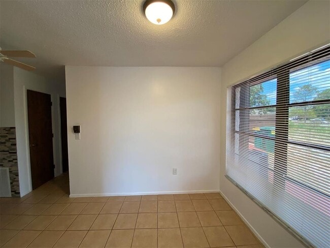 Photo - 3072 Seafarer Dr