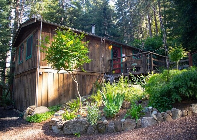 Building Photo - 164 Mahogany Way