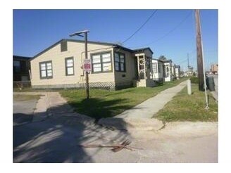 Photo - Del Isle Apartments