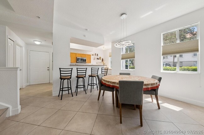11022 Legacy Dr