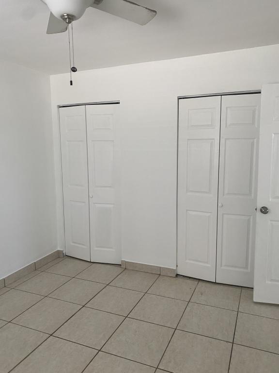 Photo - 728 Michigan Ct