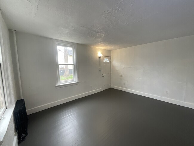 Photo - 1939 Briggs St