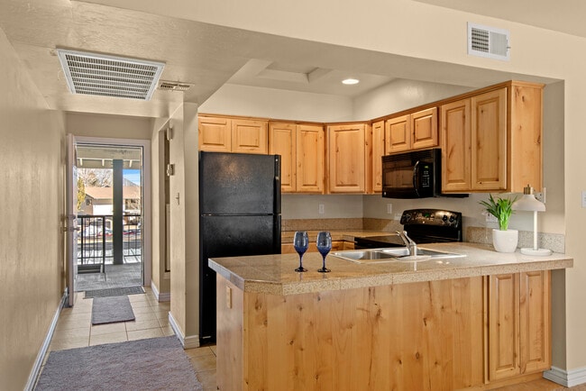 Photo - 3200 S Litzler Dr