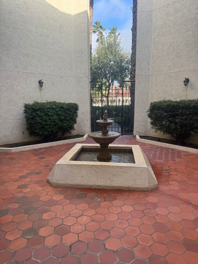 Photo - 39997 Cedar Blvd Unit 149