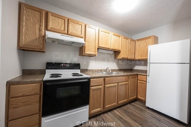 Photo - 1702 W Michigan St Unit 4