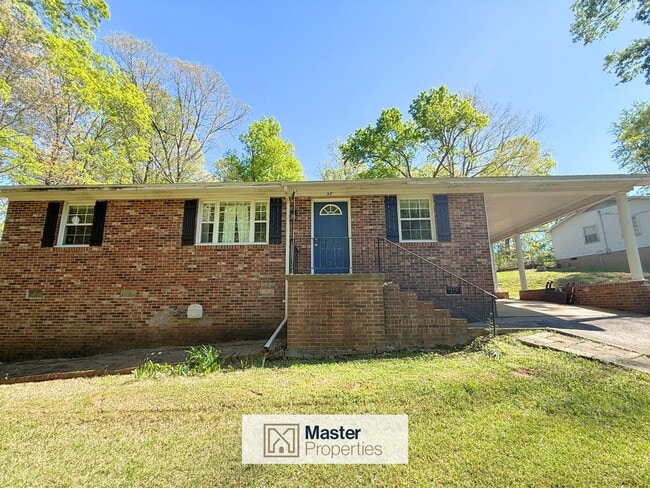 Building Photo - 37 Carriage Dr