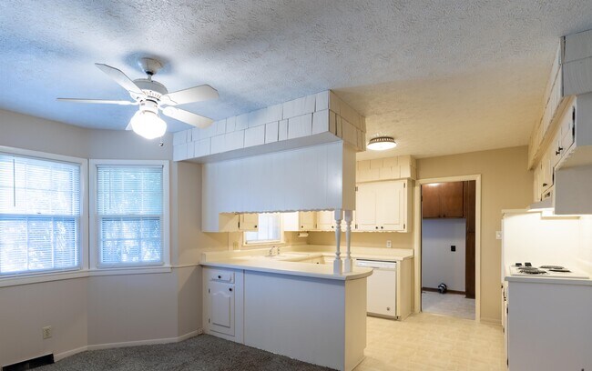 Photo - 3123 S Glenhaven Ave