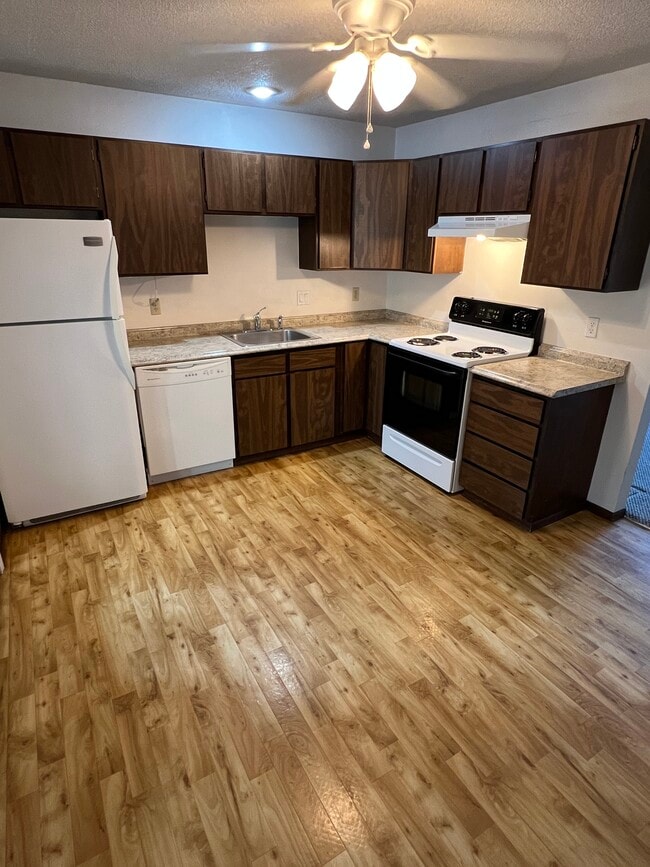 Photo - 161 Indian Trail Rd