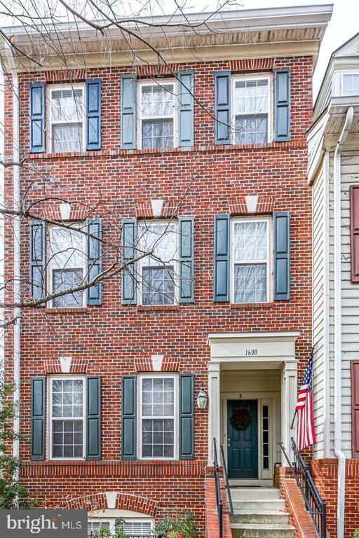 Photo - 1600 Hunting Creek Dr Townhome
