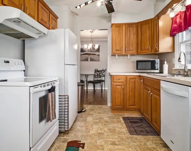 Photo - 7394 Farrand Rd