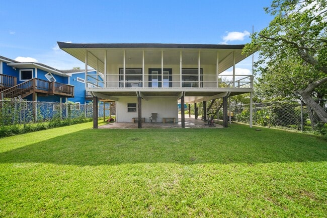 Photo - 1031 Star Dr