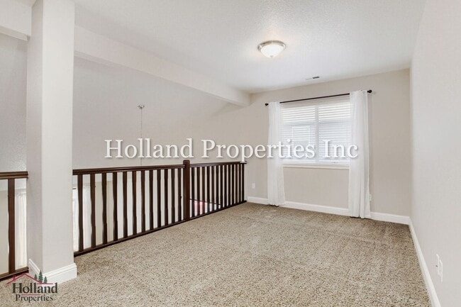 Photo - 21569 SW Susan Ln