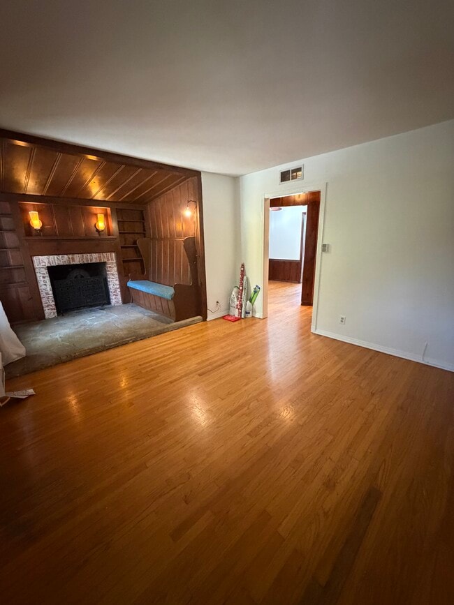Photo - 10341 Dunkirk Ave Unit 10341 Dunkirk Avenue