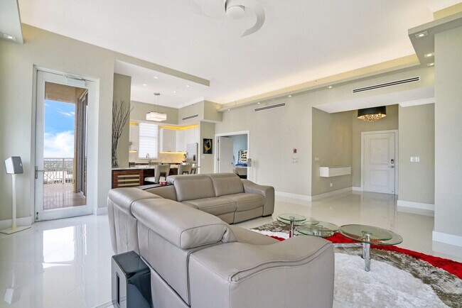 511 SE 5 Ave Unit 2417