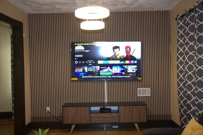 Photo - 256 Weequahic Ave