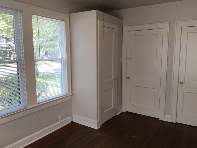 Photo - 812 E 30th St Unit 812 East 30th Street