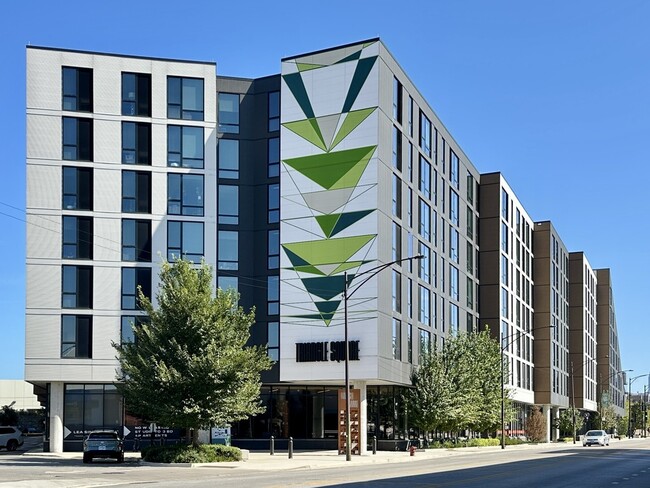Building Photo - 2196 N Elston Ave Unit 2