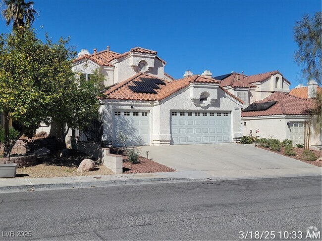 Building Photo - 11 Pinyon Tree Rental