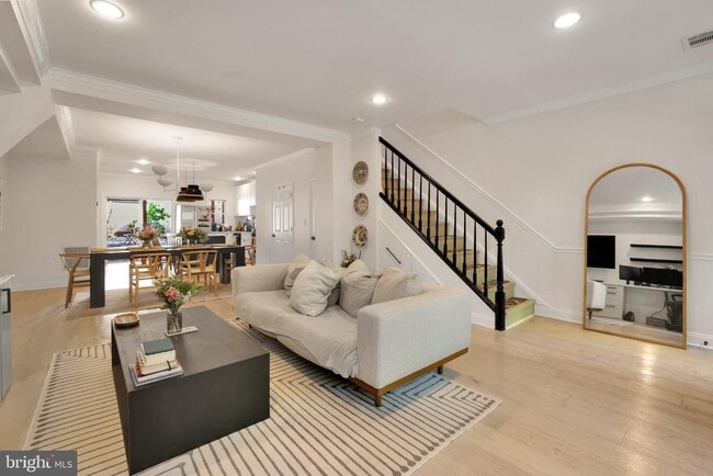 Photo - 407 O St NW