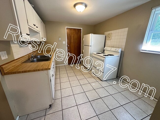 Photo - 3 Bed 1 bath home on dead end street