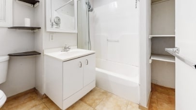 Photo - 16 Bremen St Unit 2