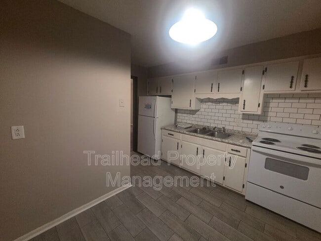 Photo - 13121 6 St