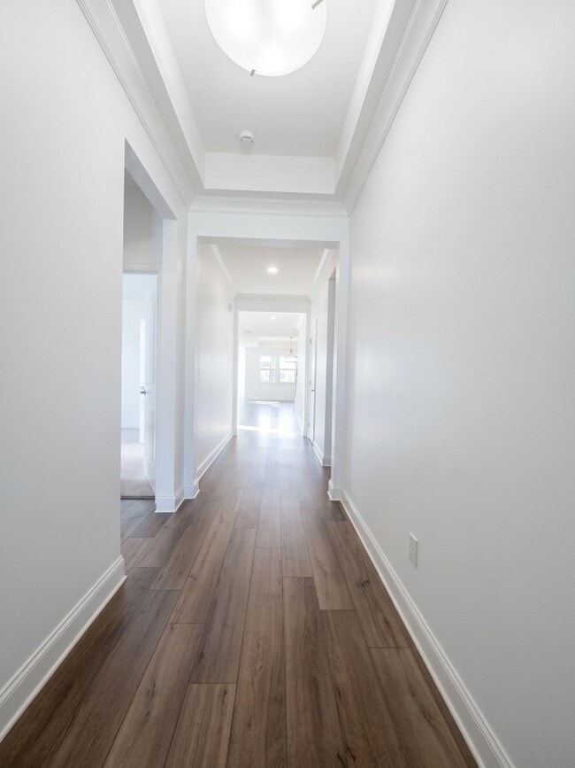 384 Yardley Ln