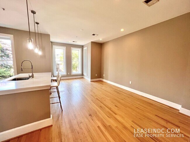 Photo - 444 M St NW Unit #3