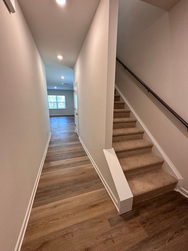719 Wagon Cross Ct