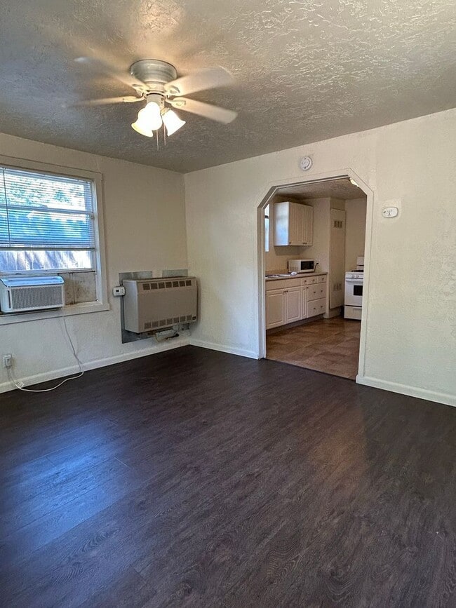 Photo - 1380 Palm Ave Unidad 2