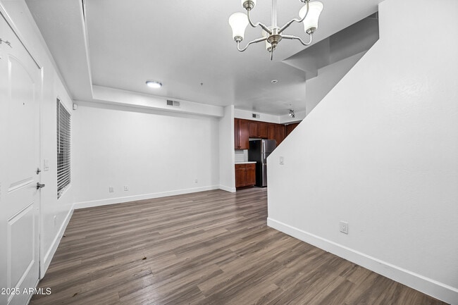 Photo - 4608 W Maryland Ave Unit 1172