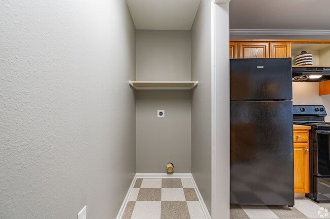 Steeplechase Apartments