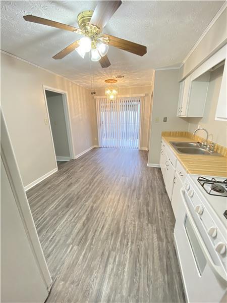 Photo - 2303 Beaumont Dr