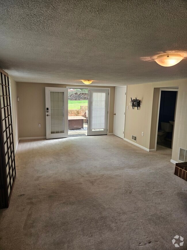 Building Photo - 3503 Dunnington Rd Unit Lower Level Rental