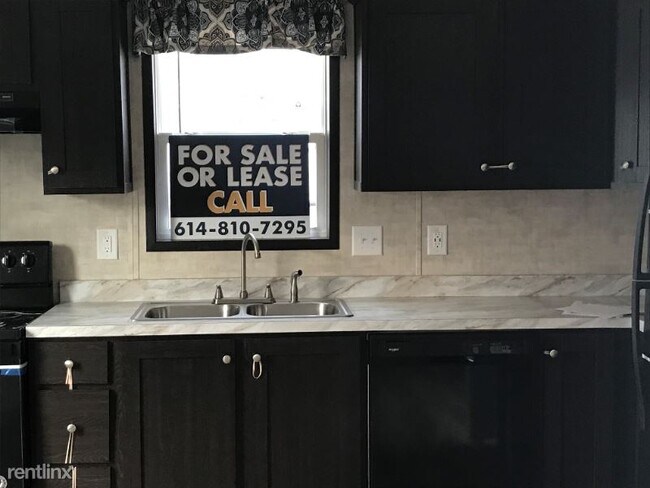 Photo - 755 Stelzer Rd