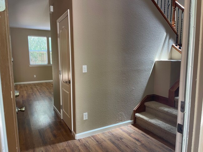 Photo - Gold Creek 3 Bedroom plus Loft