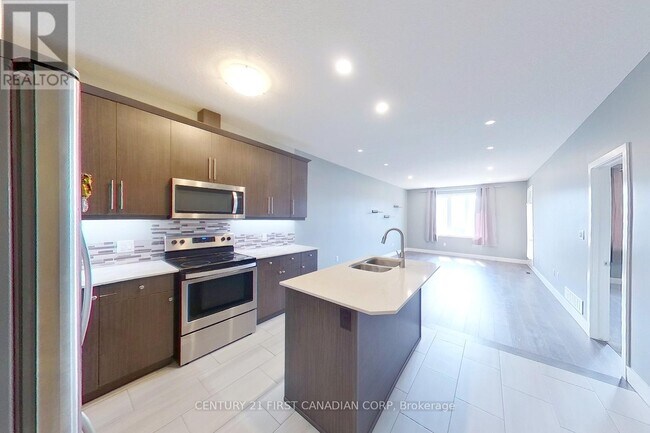 Photo - 1375 Whetherfield St